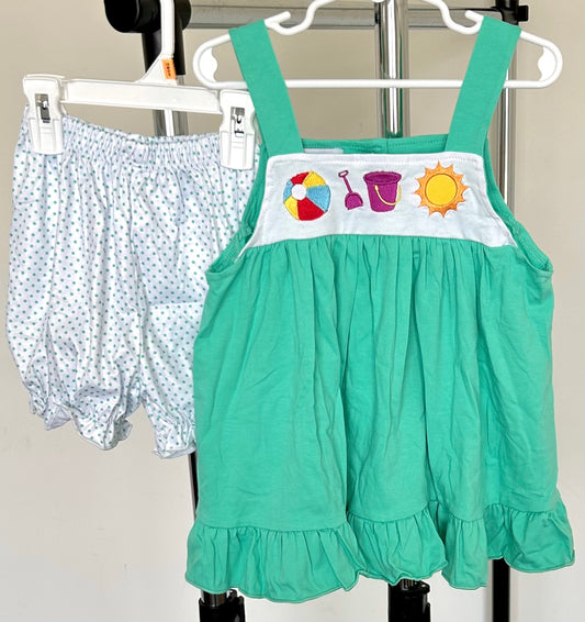 Turquoise and Bitty Dot Beach Scene Trio